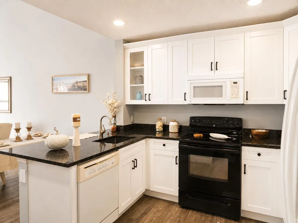 2985 GENOA PLACE #2985 West Palm Beach, FL 33406
