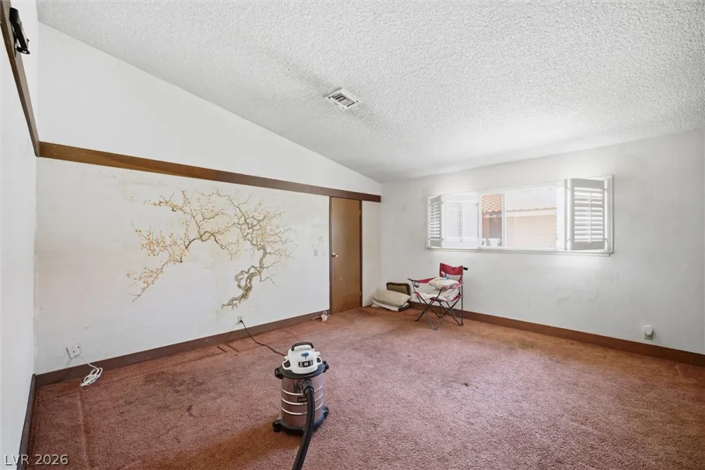 3075 Rosanna Street Las Vegas, NV 89117