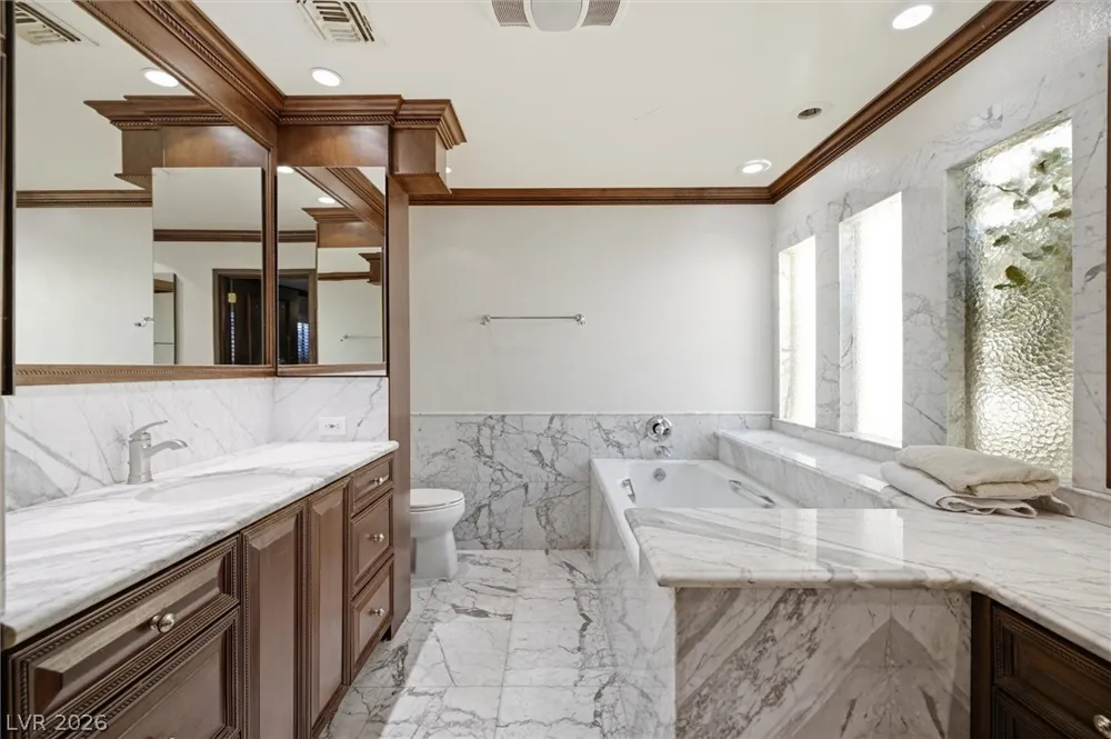 3075 Rosanna Street Las Vegas, NV 89117