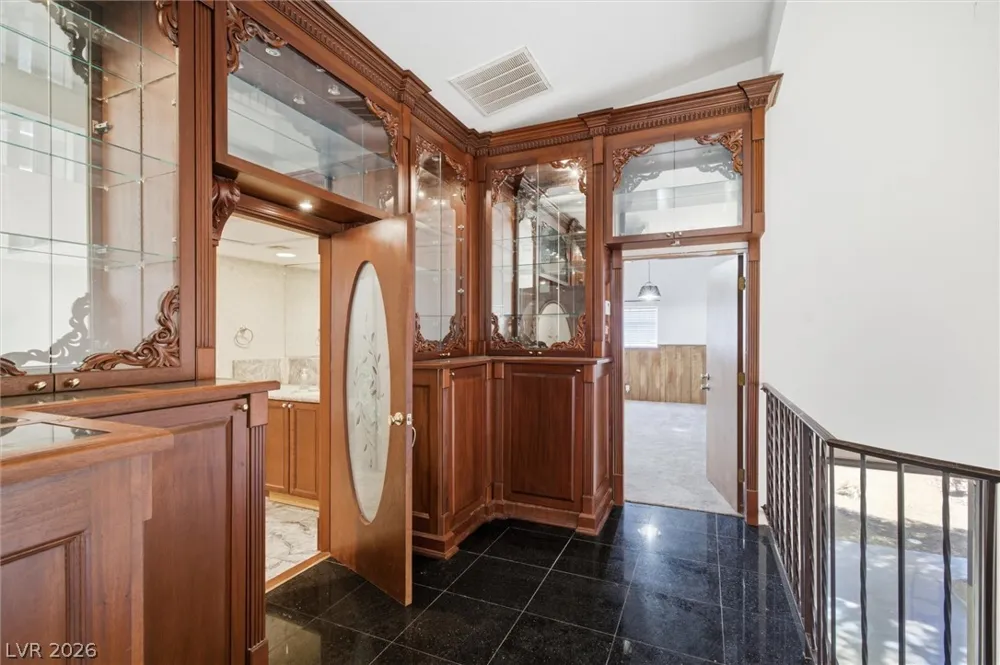 3075 Rosanna Street Las Vegas, NV 89117