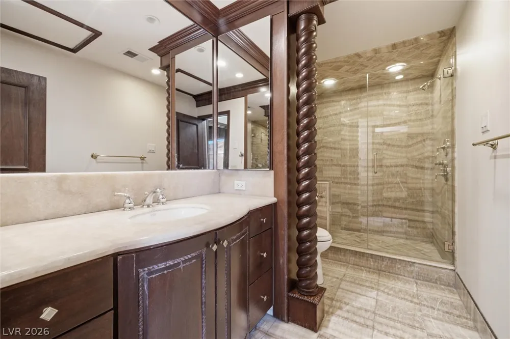 3075 Rosanna Street Las Vegas, NV 89117