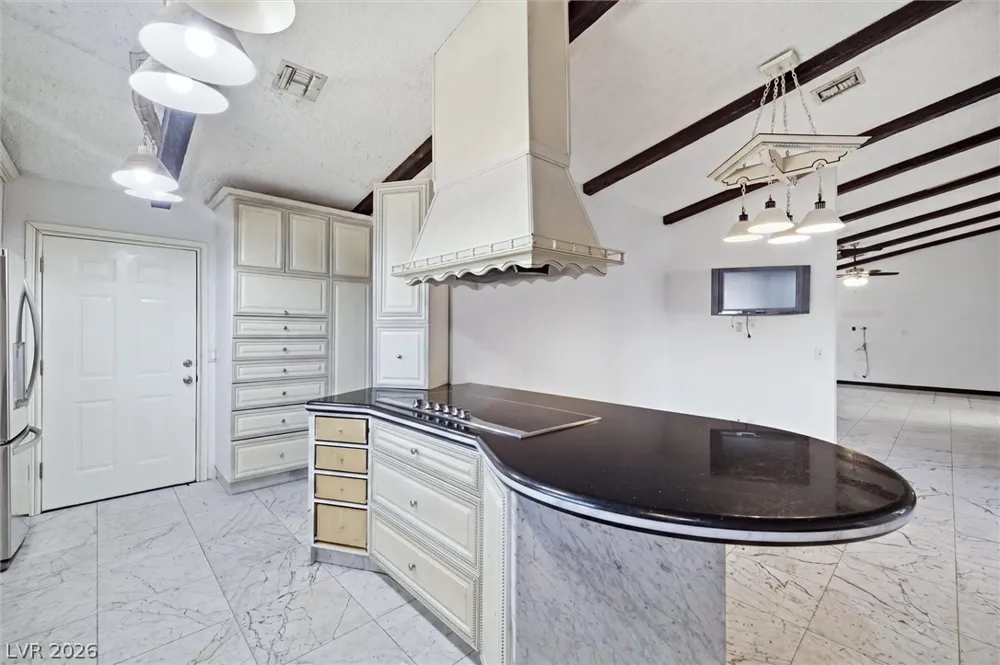 3075 Rosanna Street Las Vegas, NV 89117