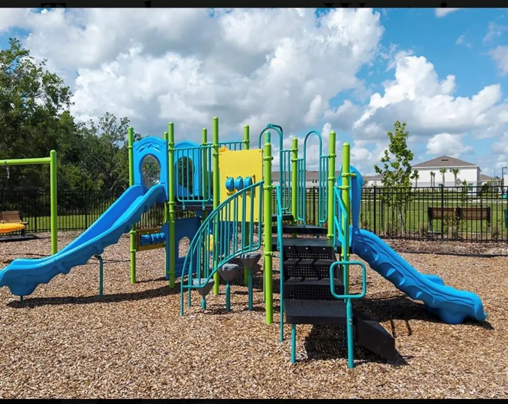 2571 SKYLINE Kissimmee, FL 34758