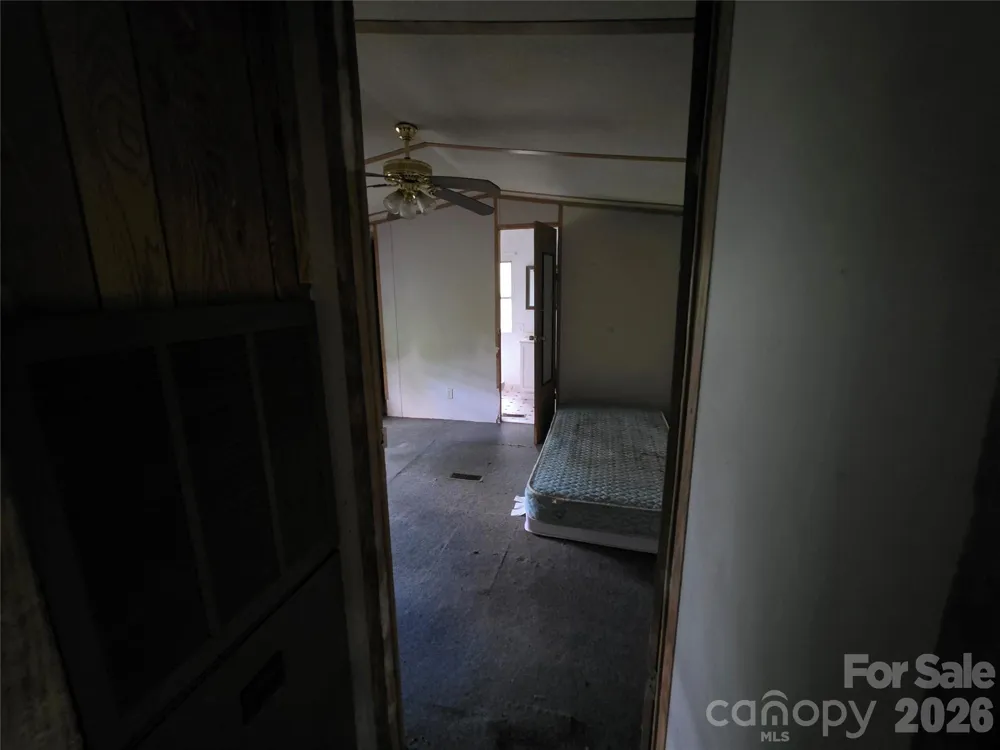 40 Gunches Dirt Road Candler, NC 28715