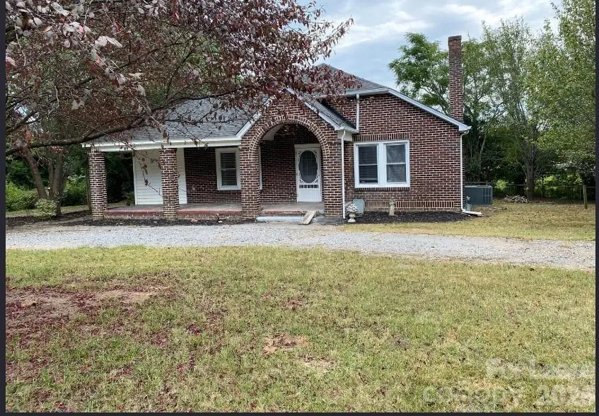 1343 S Battleground Avenue Kings Mountain, NC 28086