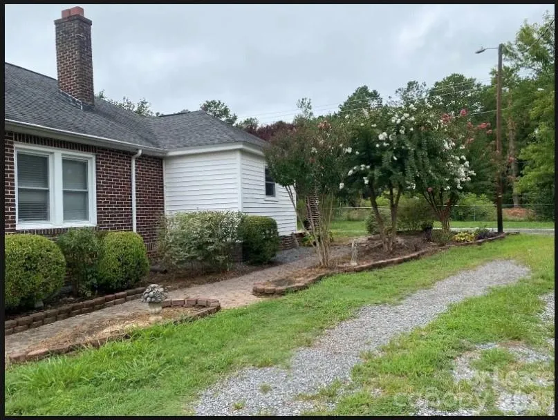 1343 S Battleground Avenue Kings Mountain, NC 28086