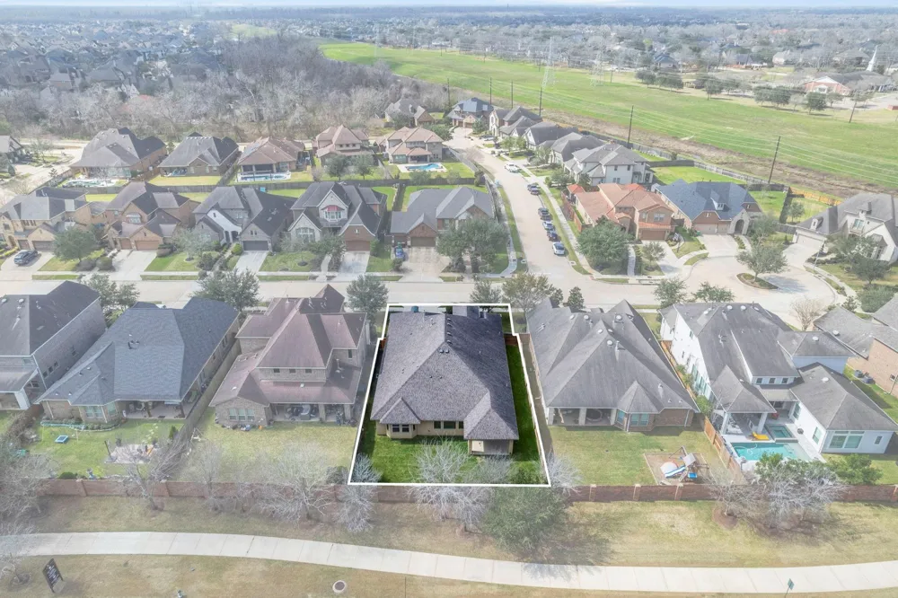 2622 Big Vine Court Missouri City, TX 77459