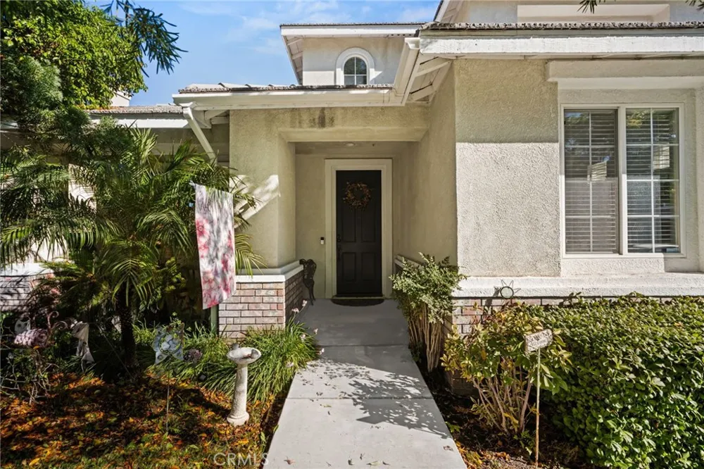 1591 Valley Falls Redlands, CA 92374