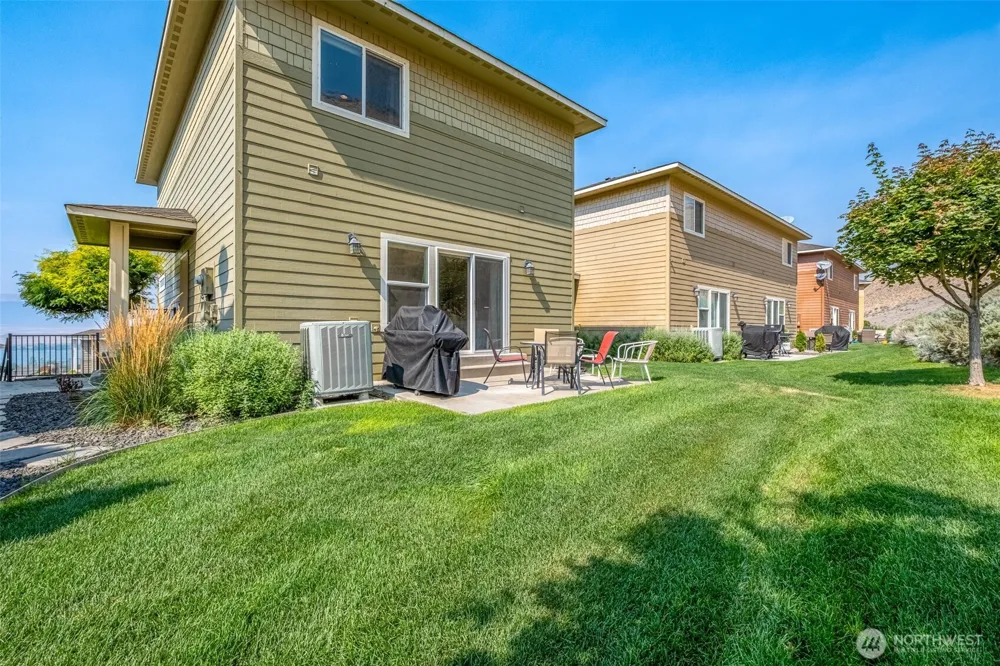 9215 Riverview Way NW #D30 Quincy, WA 98848