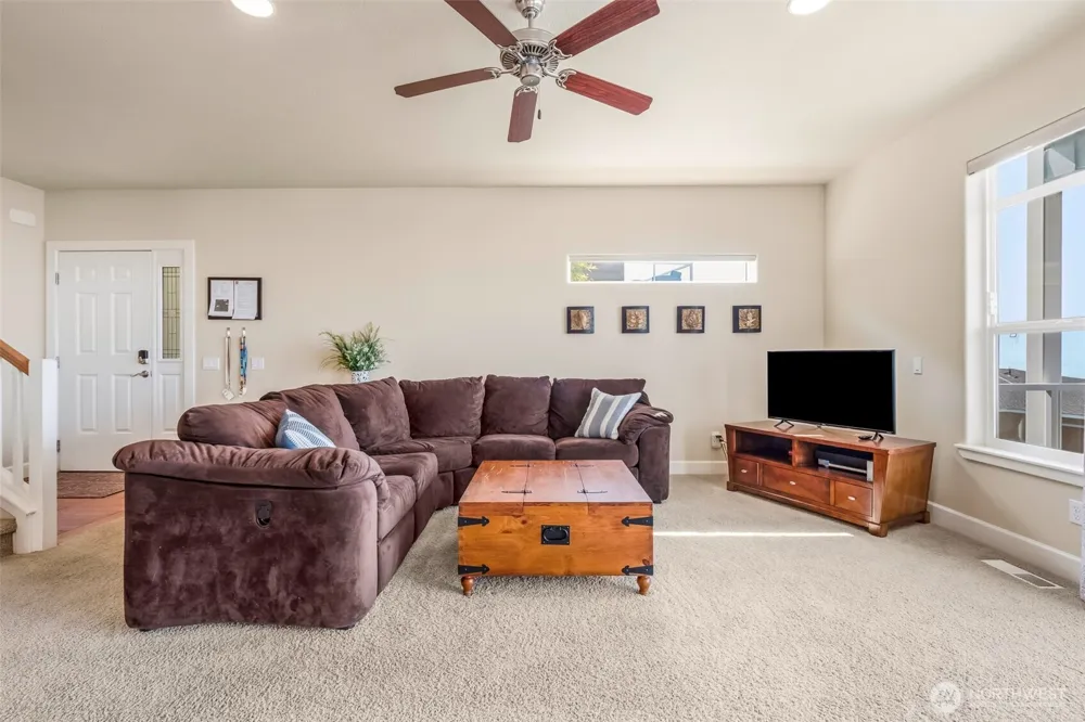 9215 Riverview Way NW #D30 Quincy, WA 98848