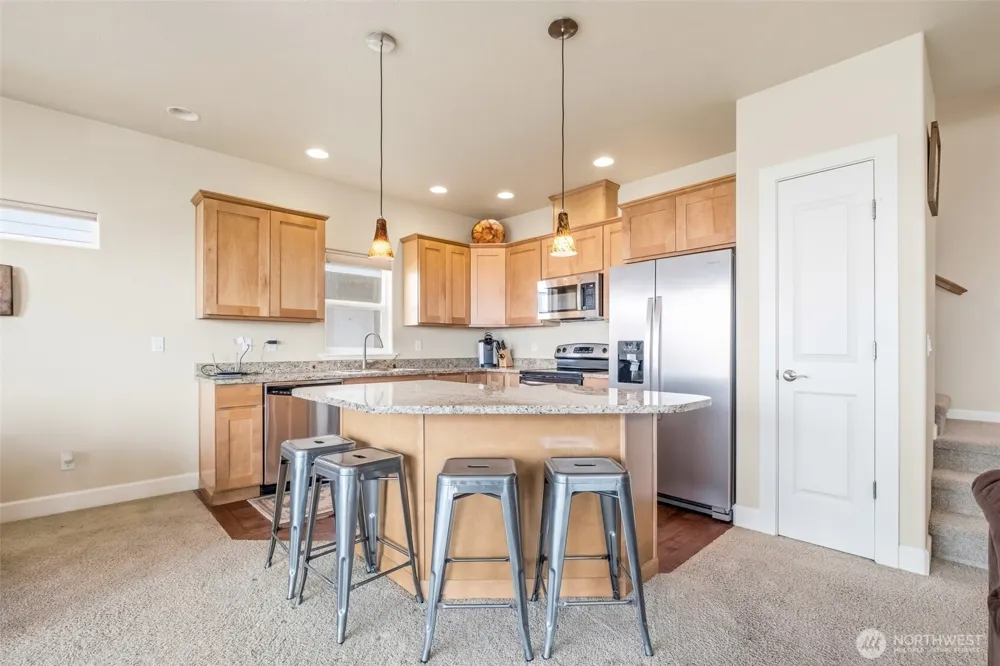 9215 Riverview Way NW #D30 Quincy, WA 98848