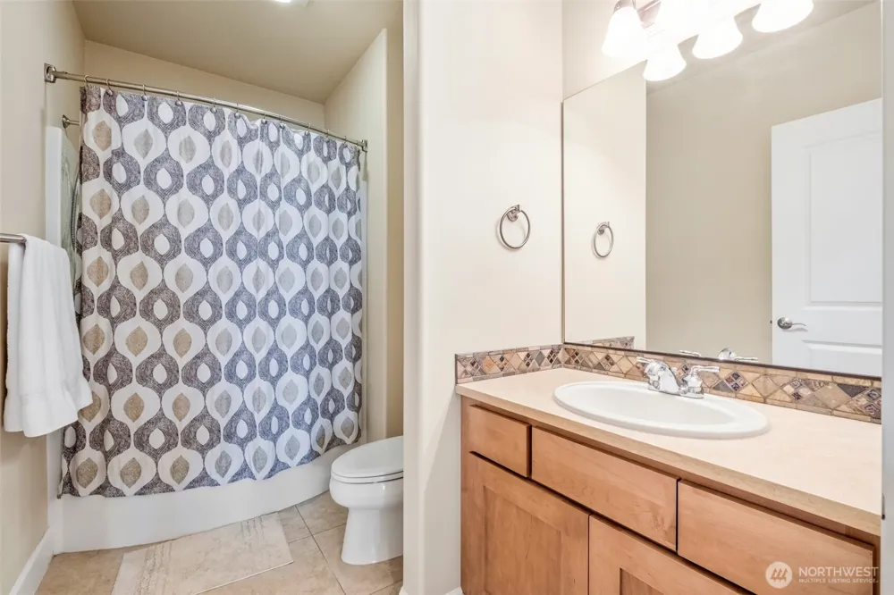 9215 Riverview Way NW #D30 Quincy, WA 98848