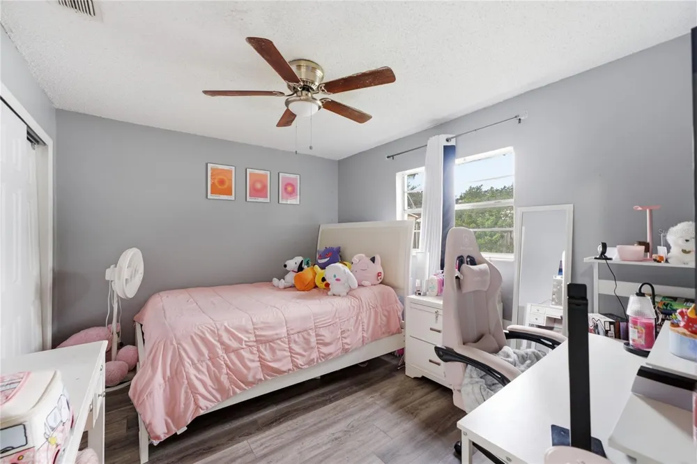 524 PIGEON CIR Orlando, FL 32825
