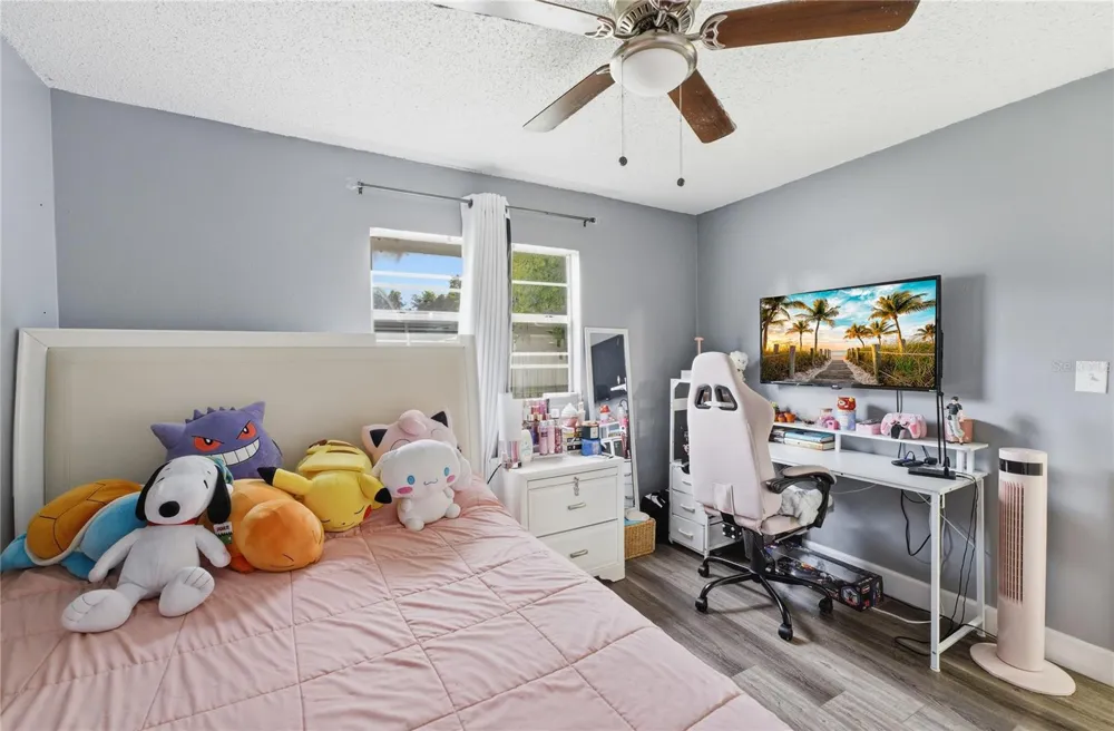 524 PIGEON CIR Orlando, FL 32825