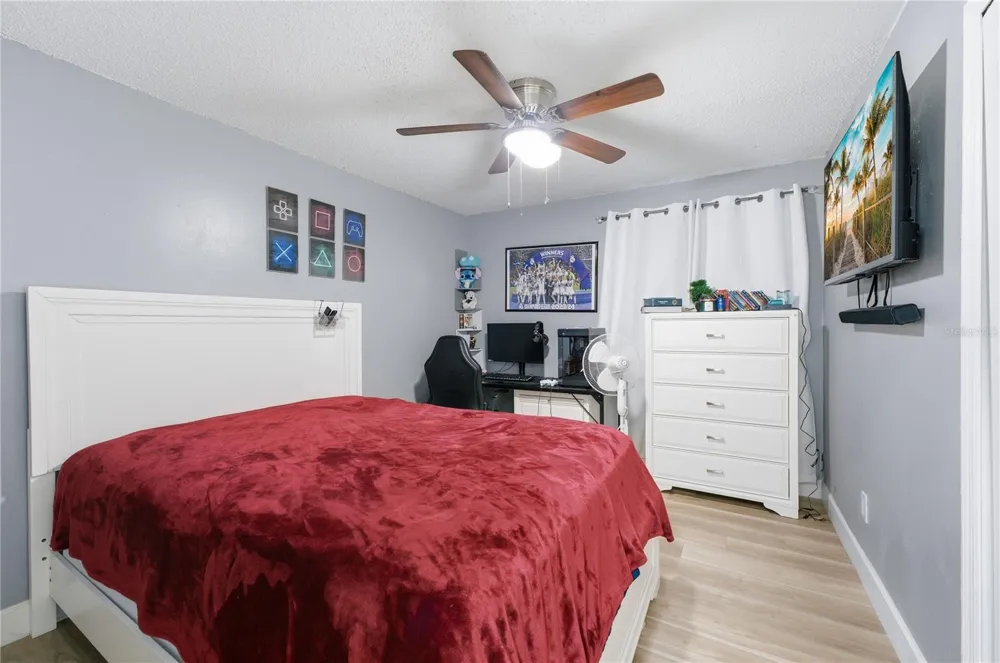 524 PIGEON CIR Orlando, FL 32825