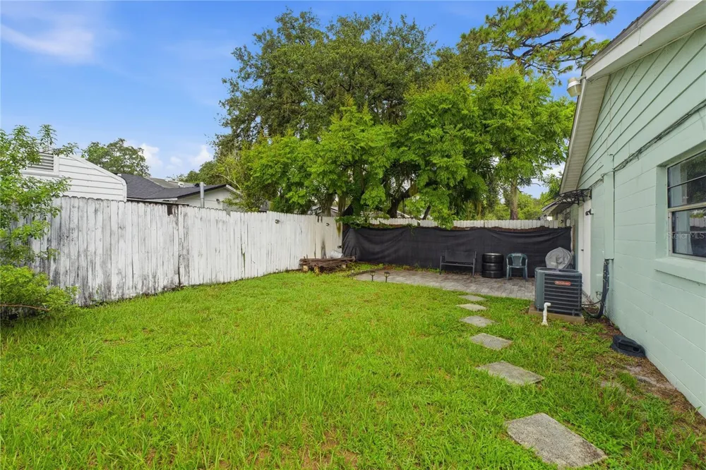 524 PIGEON CIR Orlando, FL 32825