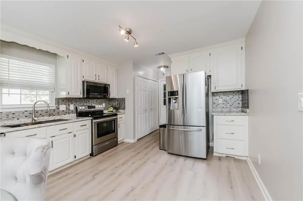 111 Saint Brendands Drive Bonaire, GA 31005