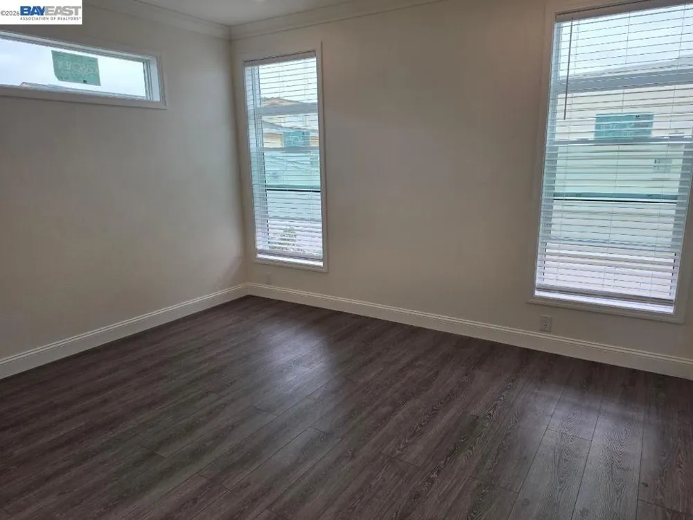 1220 Tasman Dr Sunnyvale, CA 94089