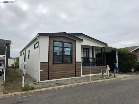 1220 Tasman Dr