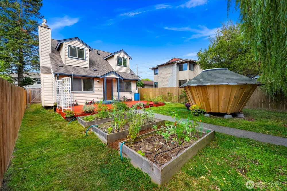 2429 Queen Street Bellingham, WA 98229