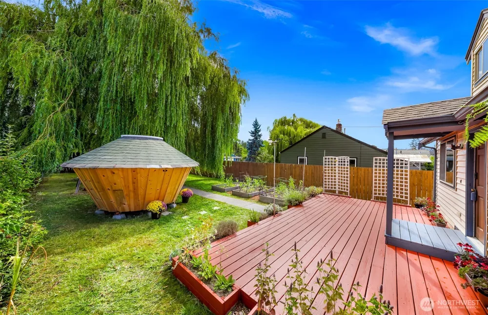 2429 Queen Street Bellingham, WA 98229