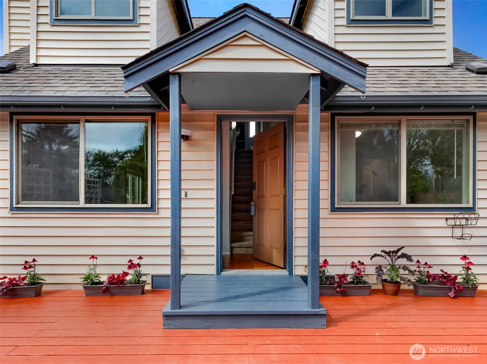 2429 Queen Street Bellingham, WA 98229