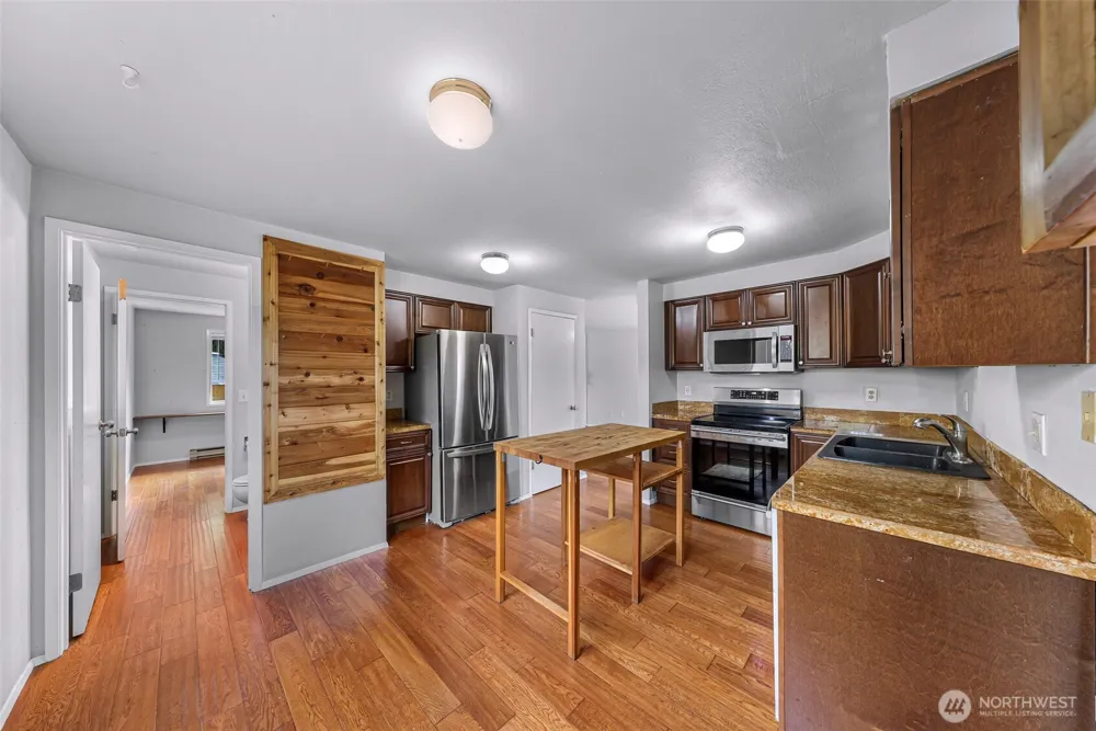 2429 Queen Street Bellingham, WA 98229