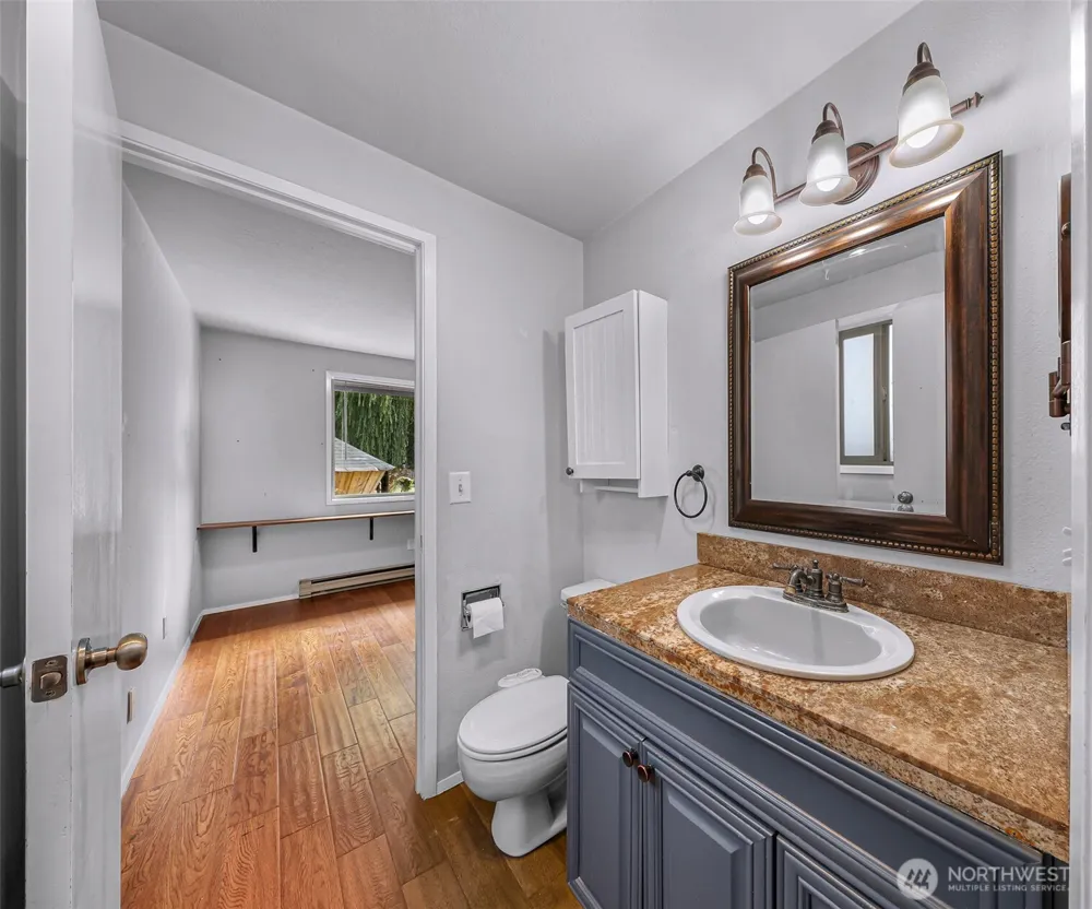 2429 Queen Street Bellingham, WA 98229