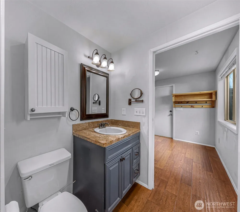 2429 Queen Street Bellingham, WA 98229