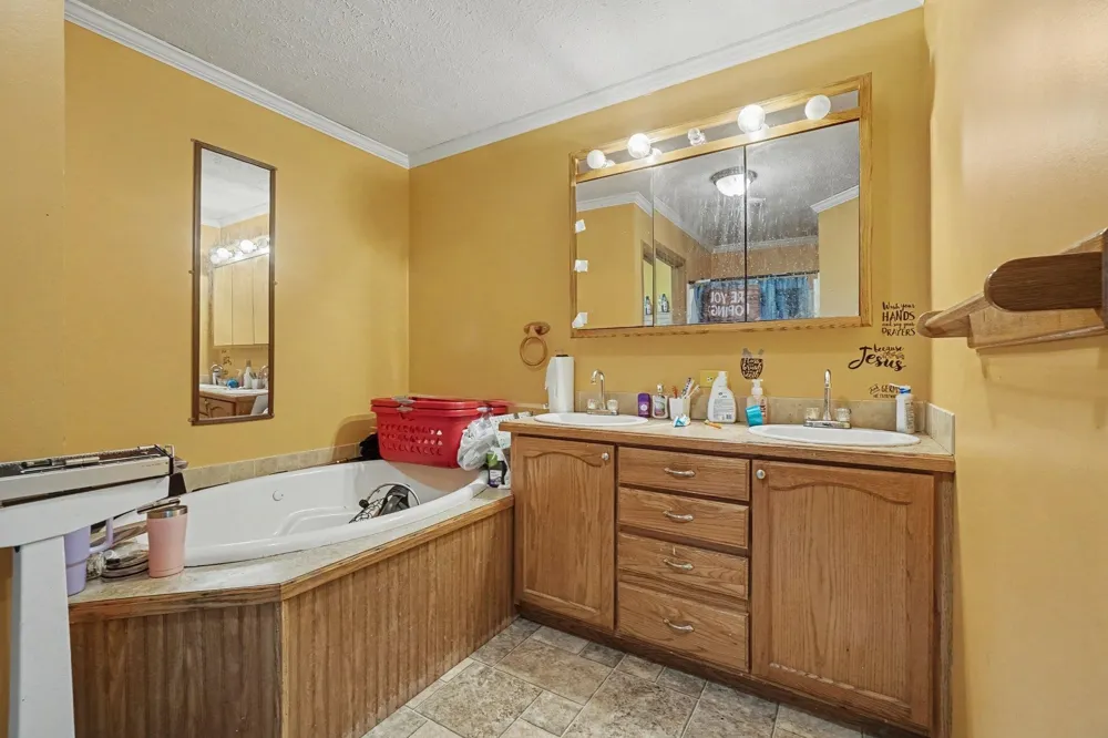 4160 S Geneva Road Jasper Township, MI 48880