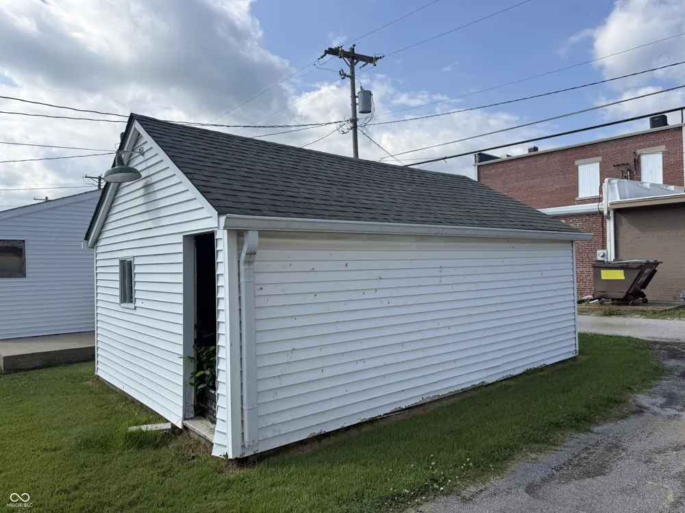 26 W Jefferson Jamestown, IN 46147