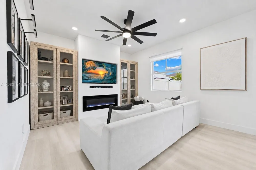1768 SE 8th Ter Homestead, FL 33034