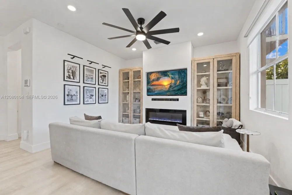 1768 SE 8th Ter Homestead, FL 33034