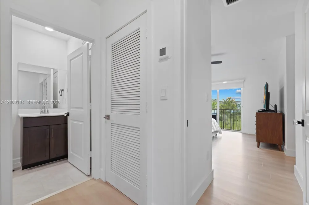 1768 SE 8th Ter Homestead, FL 33034