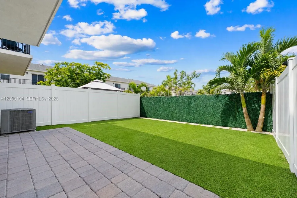 1768 SE 8th Ter Homestead, FL 33034