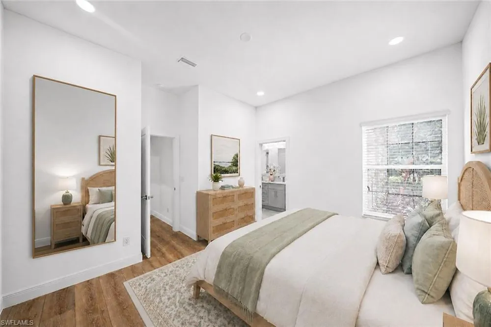 878 Vistana Circle Naples, FL 34119