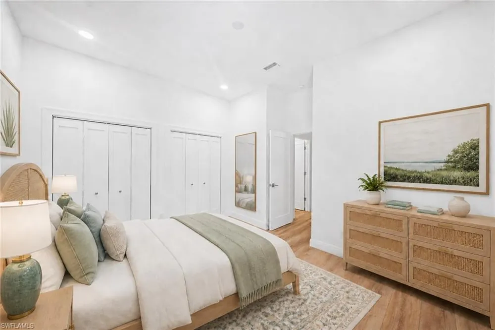 878 Vistana Circle Naples, FL 34119