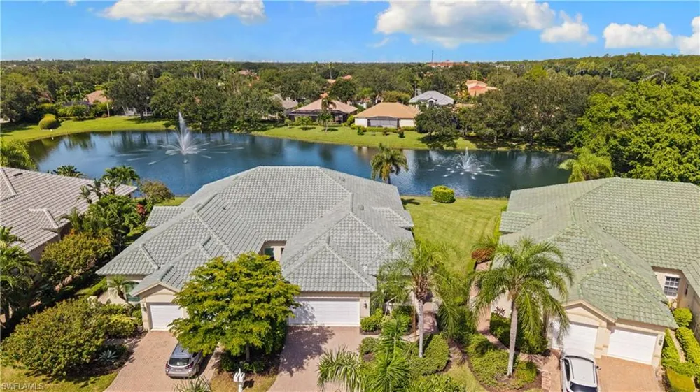 878 Vistana Circle Naples, FL 34119