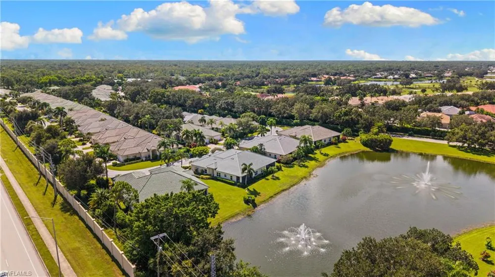 878 Vistana Circle Naples, FL 34119