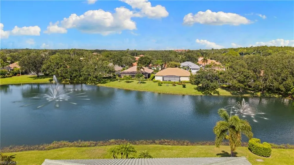 878 Vistana Circle Naples, FL 34119