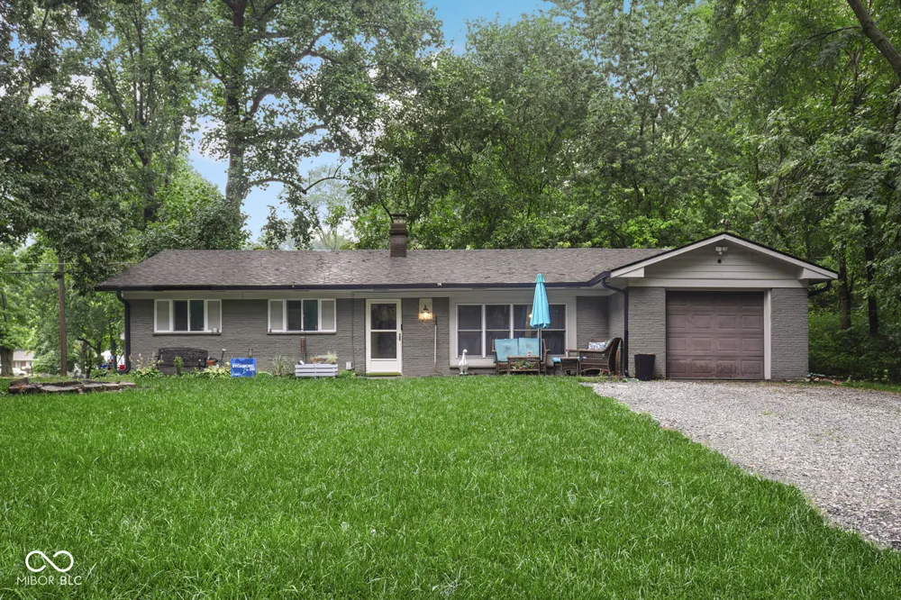 7020 Carlsen Avenue Indianapolis, IN 46214