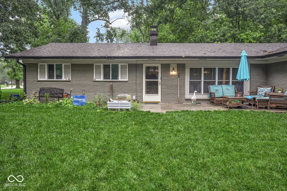 7020 Carlsen Avenue Indianapolis, IN 46214