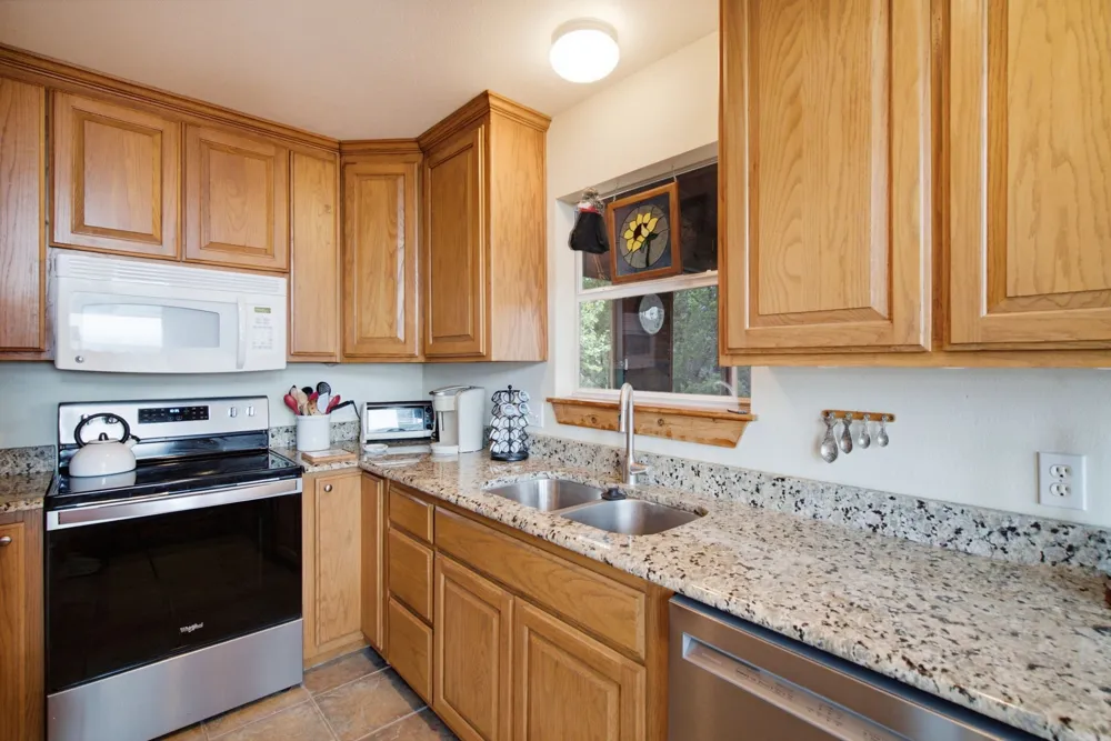 320 Schooner Way Bluff Dale, TX 76433