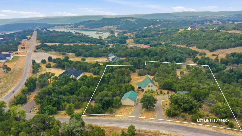 320 Schooner Way Bluff Dale, TX 76433