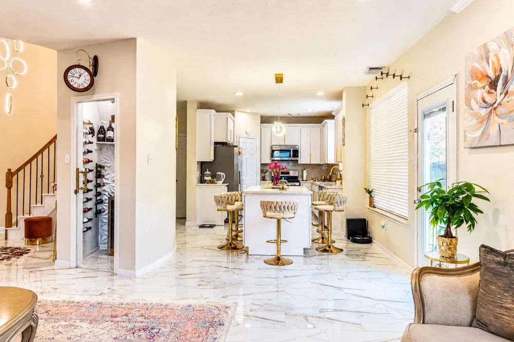 210 Windrift Court Sugar Land, TX 77479