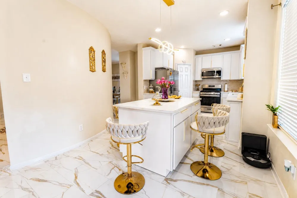 210 Windrift Court Sugar Land, TX 77479