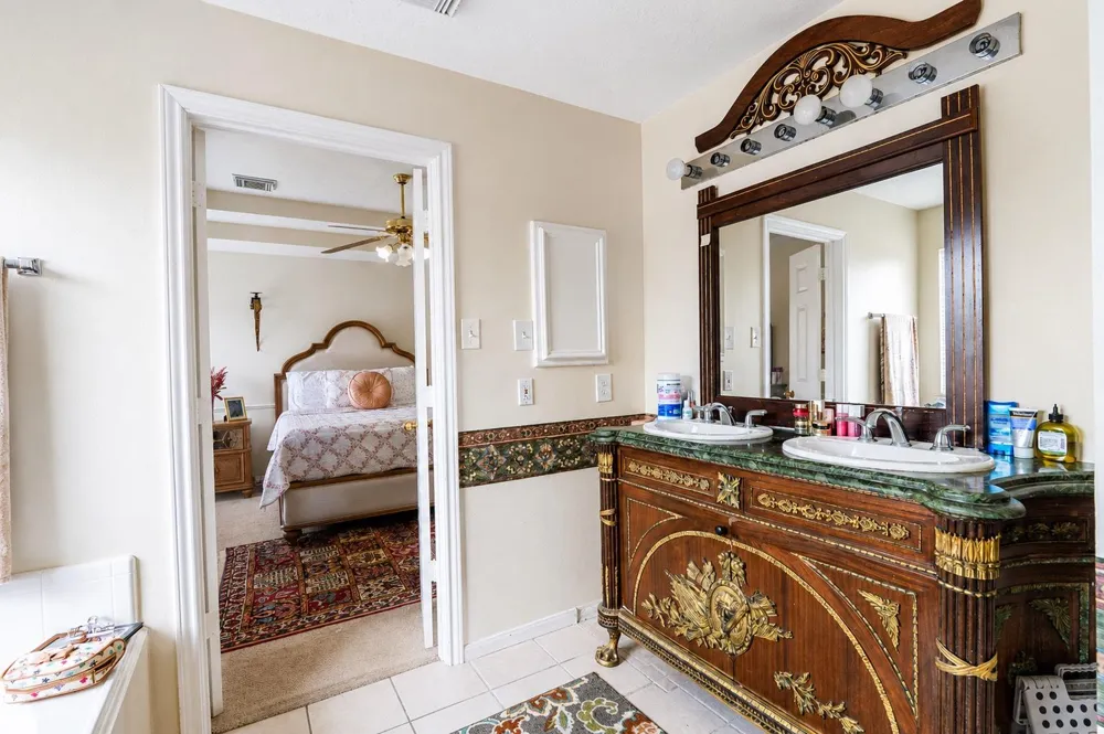 210 Windrift Court Sugar Land, TX 77479