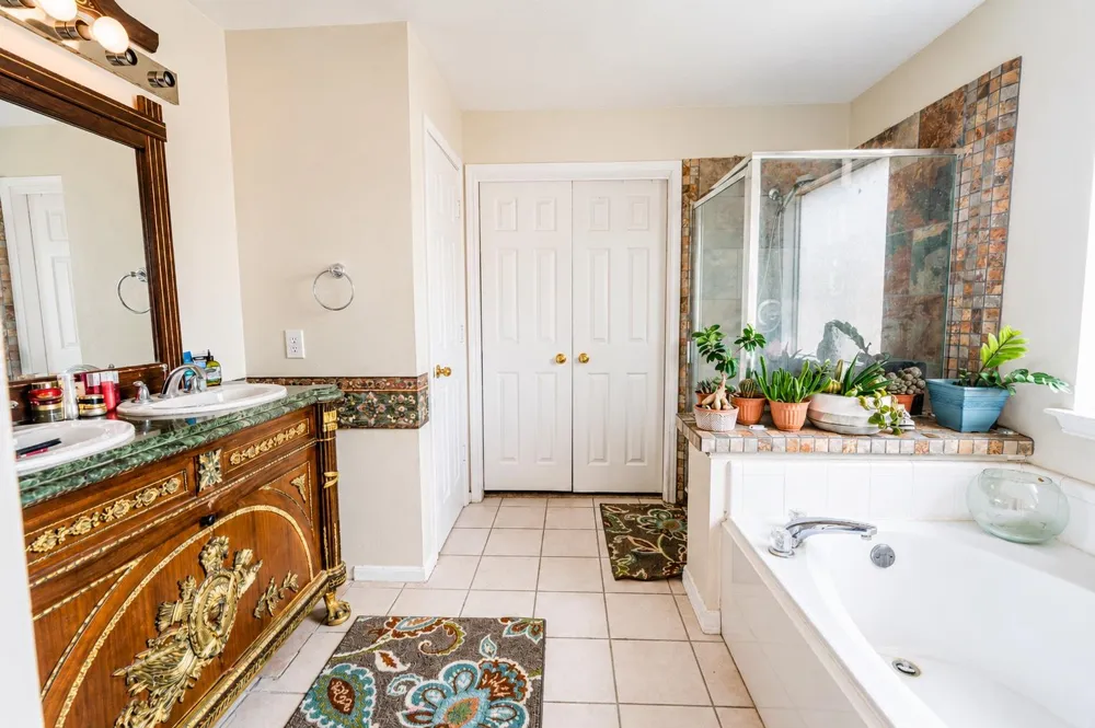 210 Windrift Court Sugar Land, TX 77479