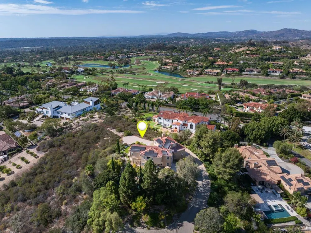 14858 Las Mananas Rancho Santa Fe, CA 92067