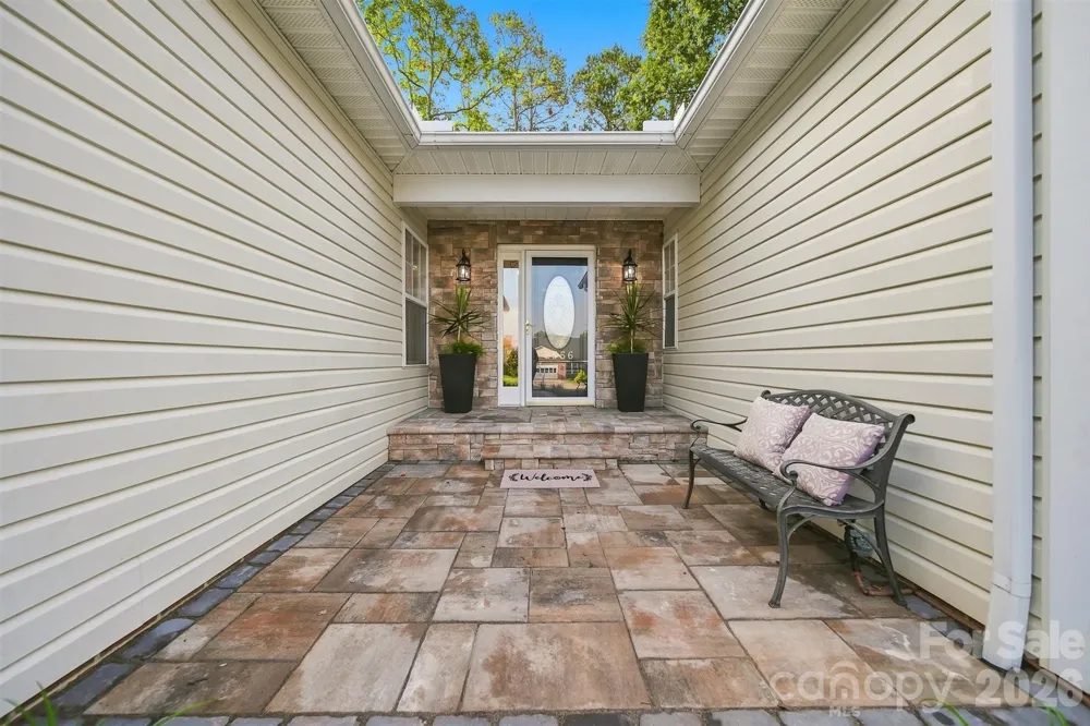 2556 23rd Street Drive NE Hickory, NC 28601
